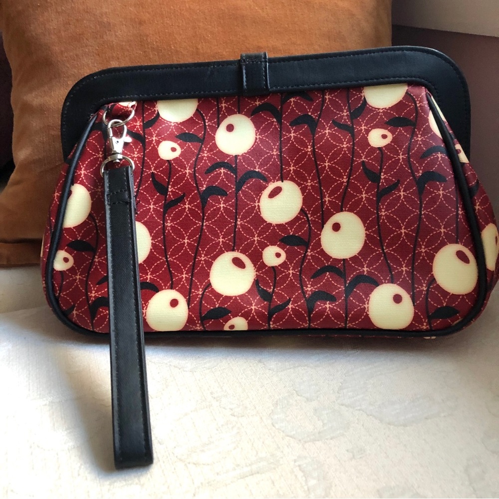 Petunia Pickle Bottom small diaper bag wristlet clutch NWOT - Picture 2 of 10